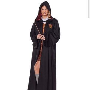 Adult Gryffindor Robe OS and Tie